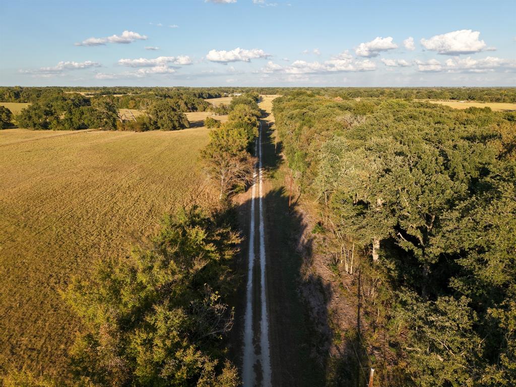 J L Chavert-East Lake - Land