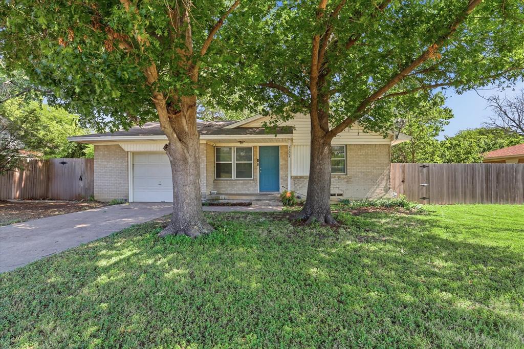 1005 Monterey Drive