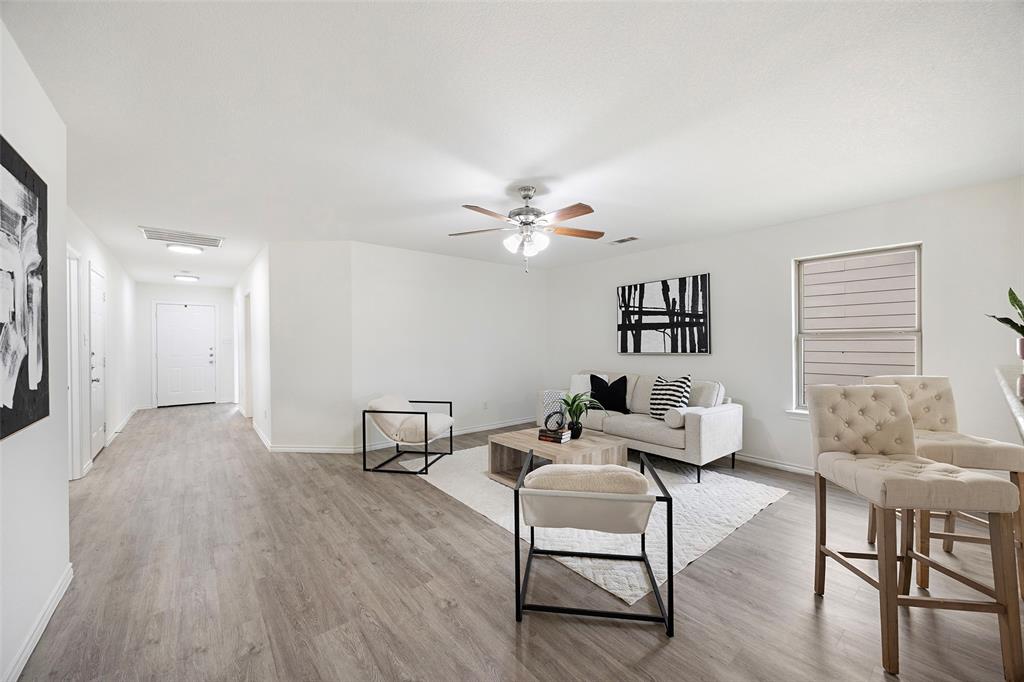 1605 Village Park Trail