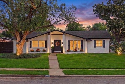 Photo of 12308 Cedar Bend Drive, Dallas, TX 75244 (MLS # 21385622)