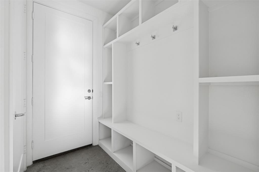 Lofts on Cedar Springs - Residential