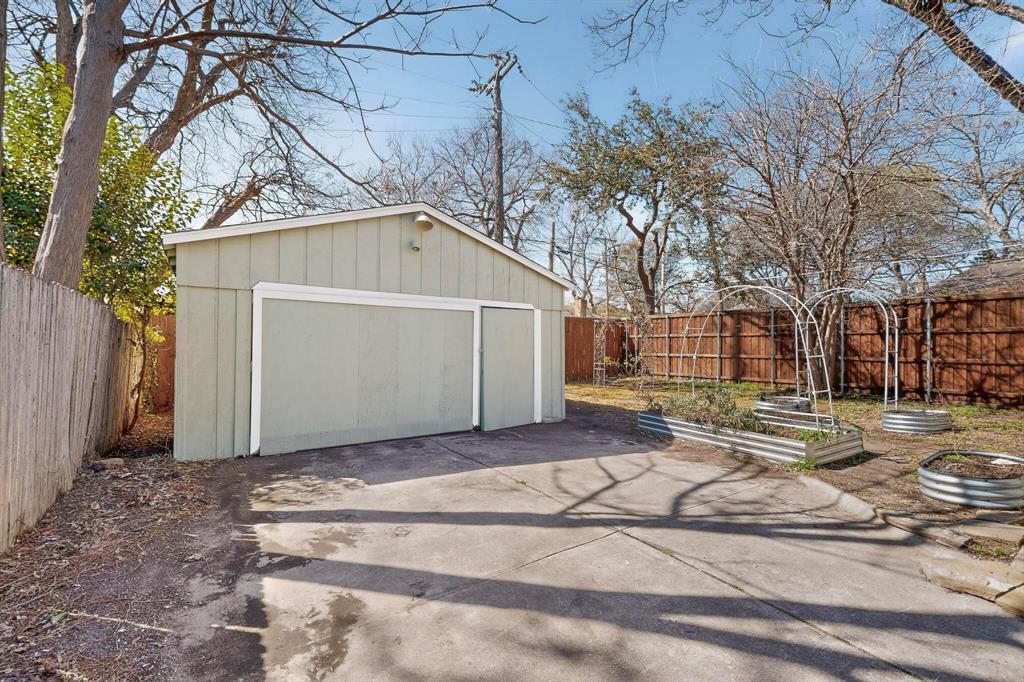 Munger Place - Residential