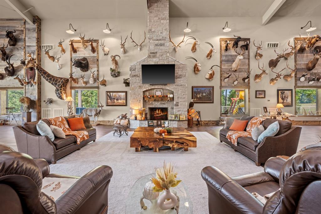 A100866 - A0866 G SLAUGHTER - Farm