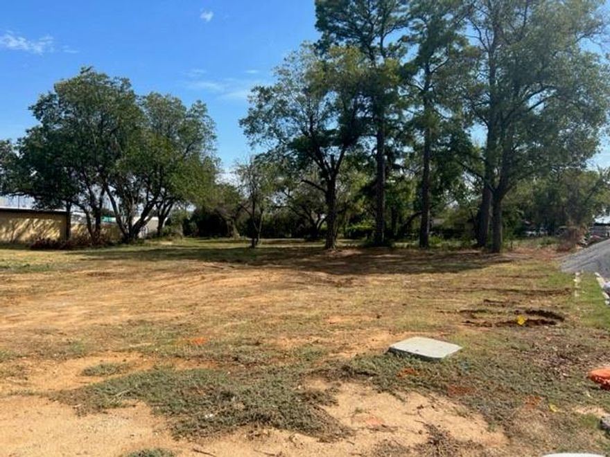 1 Acre Lot Zoned R4* Single-Family Detached dwelling, Townhome or Duplex* Have a sketch for 3, 4 Bedroom, 3 Bath Duplexes, with 1.1 Bedroom Mother-in-Law Suite behind 1 Duplex* Also, 1, 4 Bedroom, 4 Bath Home* Close to 1-35, UNT, TWU, and Downtown Denton* City Sewer, City Water, and Gas available. Great Investor Lot!!