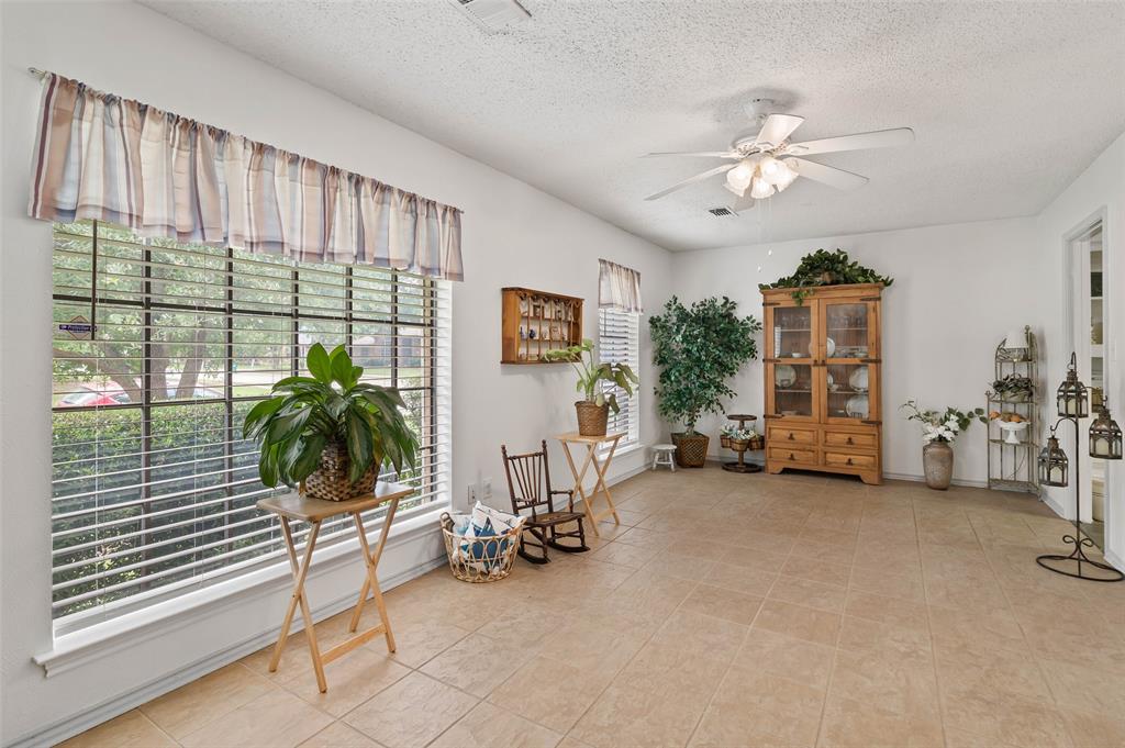 805 Sandpiper Drive