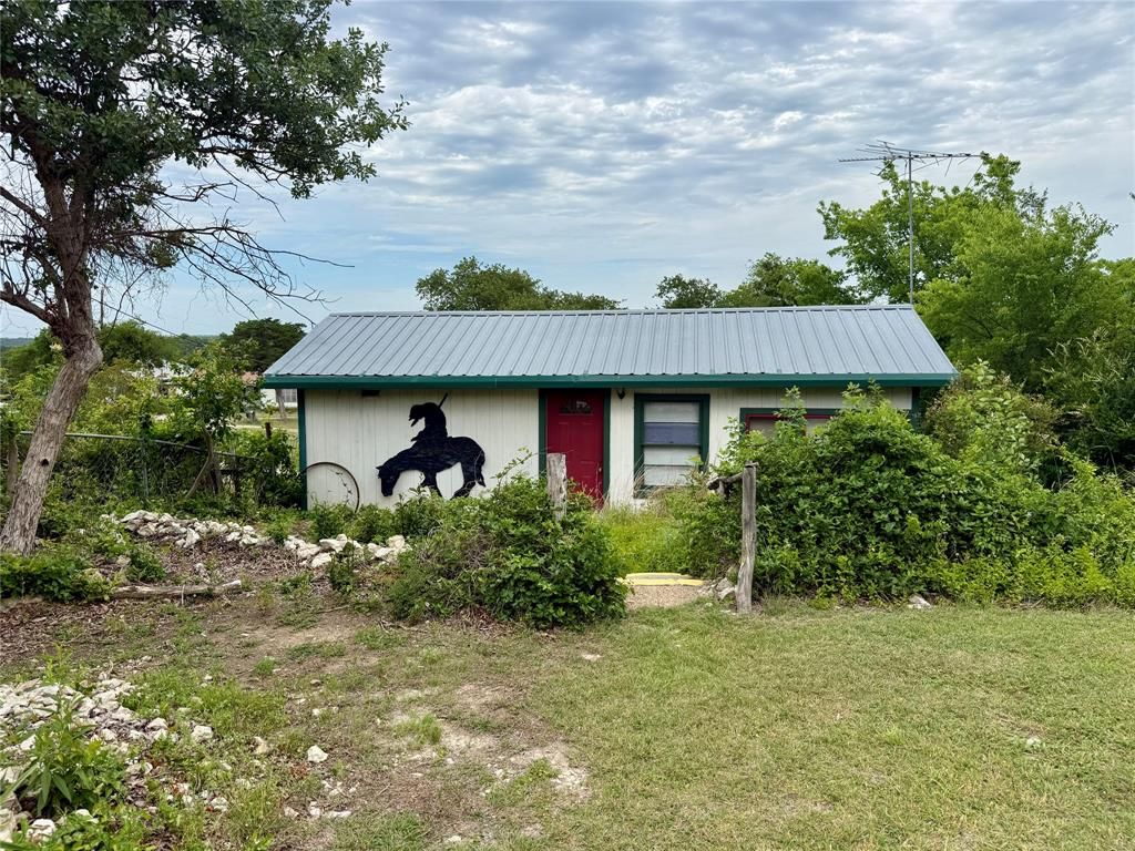 Photo of 212 Deep Canyon Drive, Whitney, TX 76692 (MLS # 21280027)