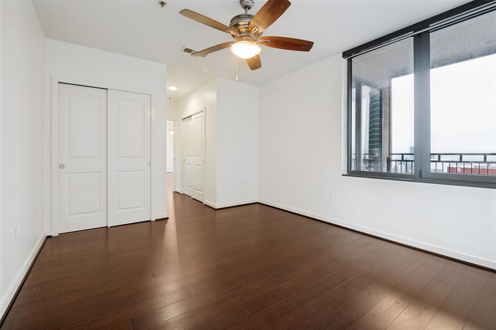 Metropolitan 1200 Main St Condo - Residential