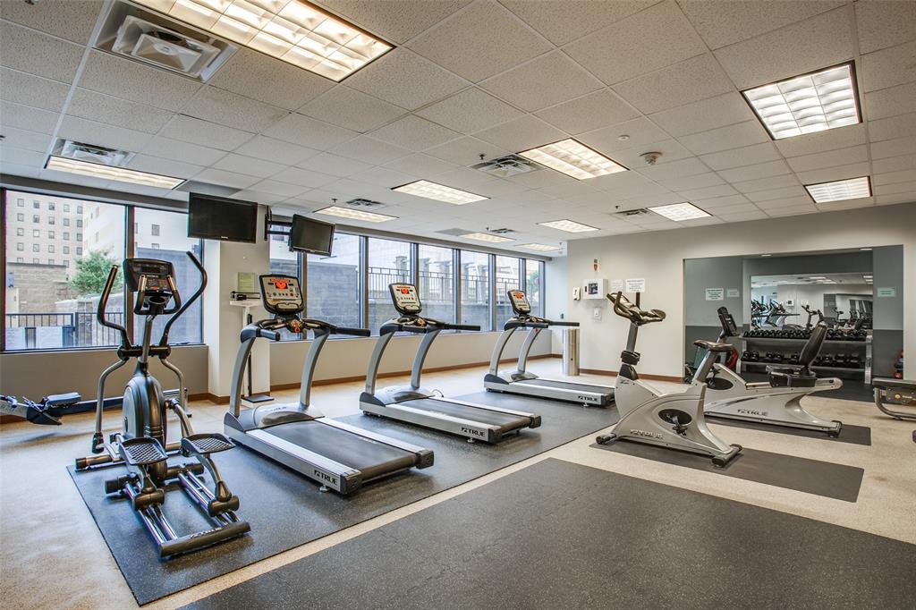 Metropolitan 1200 Main St Condo - Residential