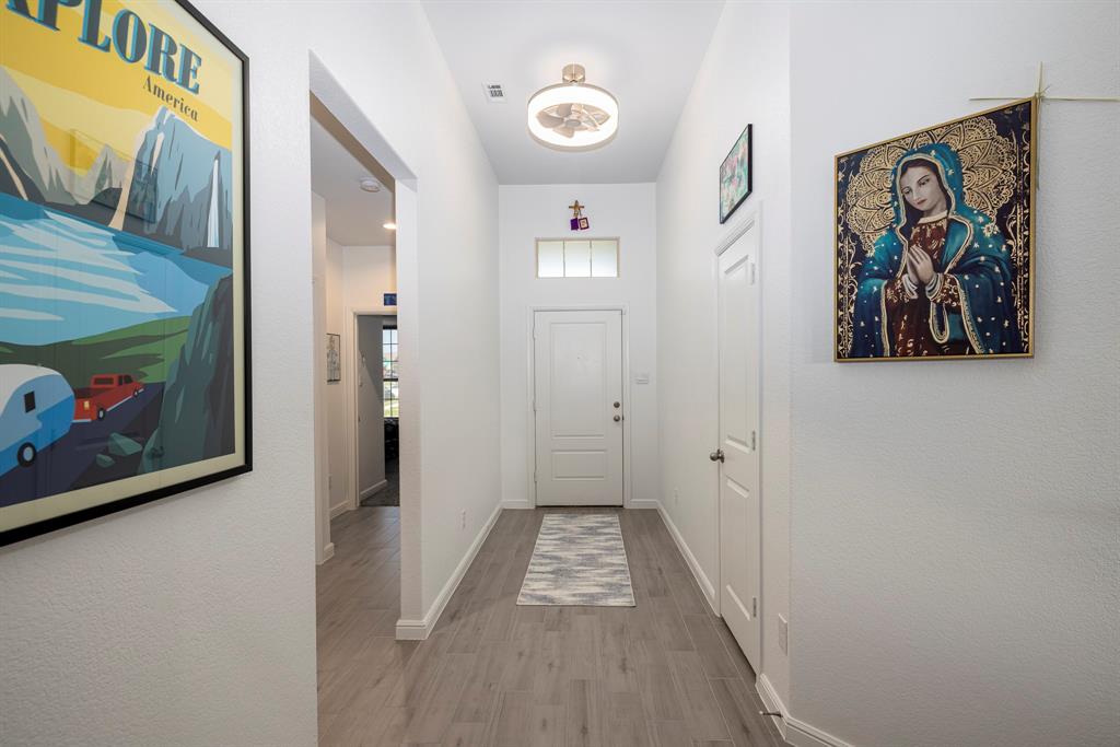 9657 Alderleaf Trail