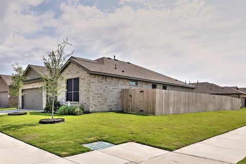 9657 Alderleaf Trail Fort Worth TX 76036