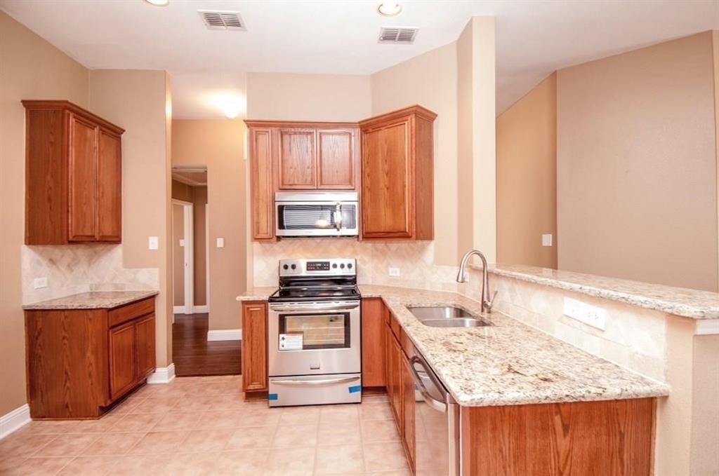 SENDERA RANCH - Residential