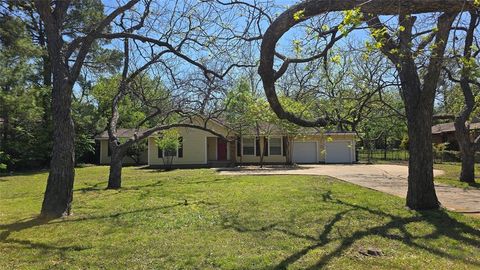 1312 W Park Row Drive Arlington TX 76013