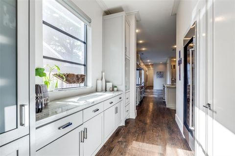 Tiny photo for 3828 Mockingbird Lane, Highland Park, TX 75205 (MLS # 21174540)