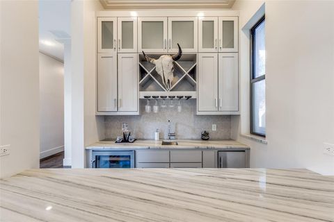 Tiny photo for 3828 Mockingbird Lane, Highland Park, TX 75205 (MLS # 21174540)