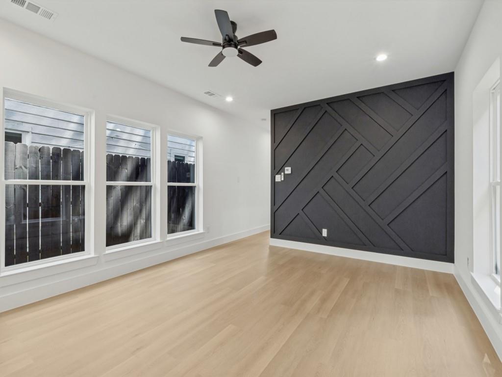 2206 Dyson Street