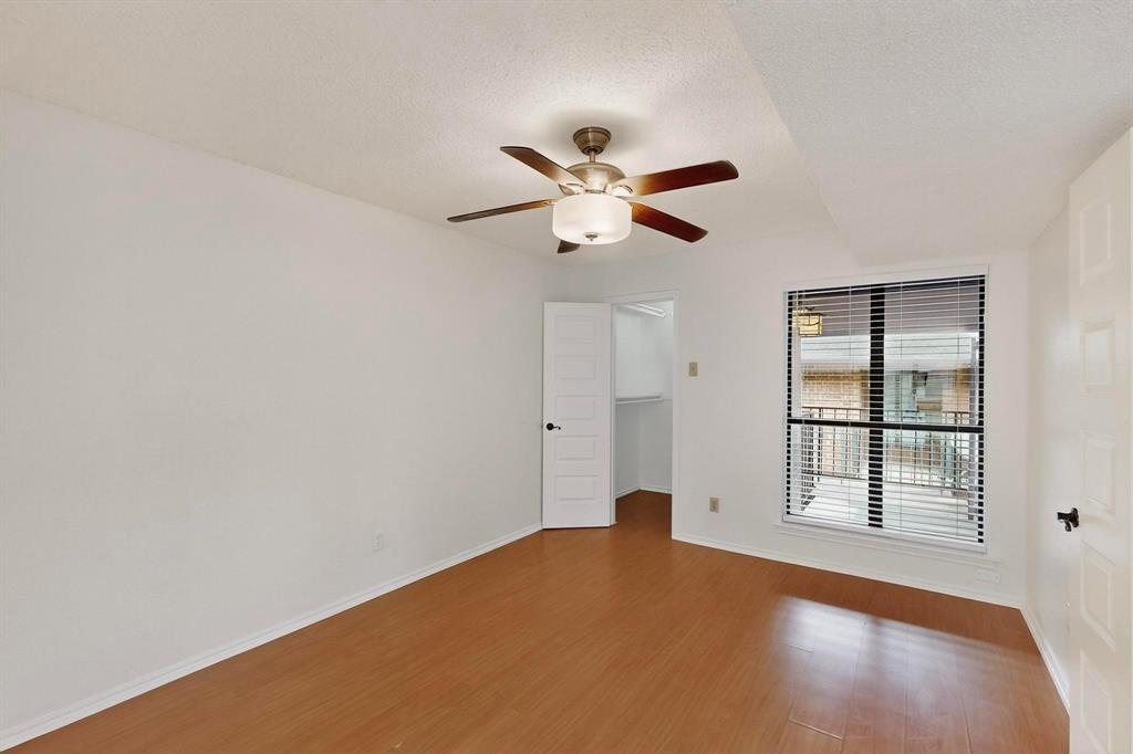 Holly Oaks Twnhms - Residential