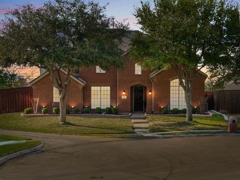 Photo of 7005 Andover Court, Rowlett, TX 75089 (MLS # 21217406)