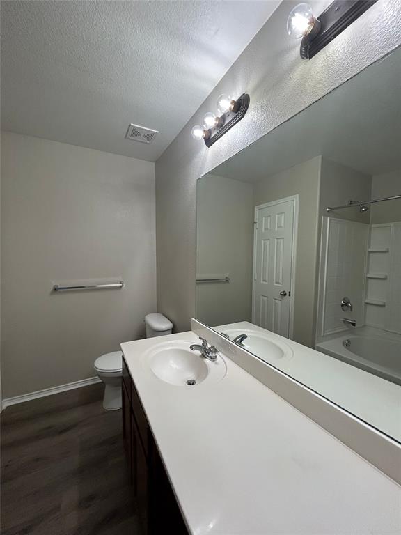 Parks At Boat Club The - Residential Lease