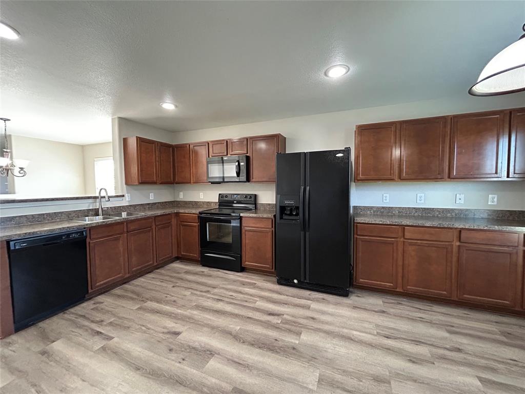 Parks At Boat Club The - Residential Lease