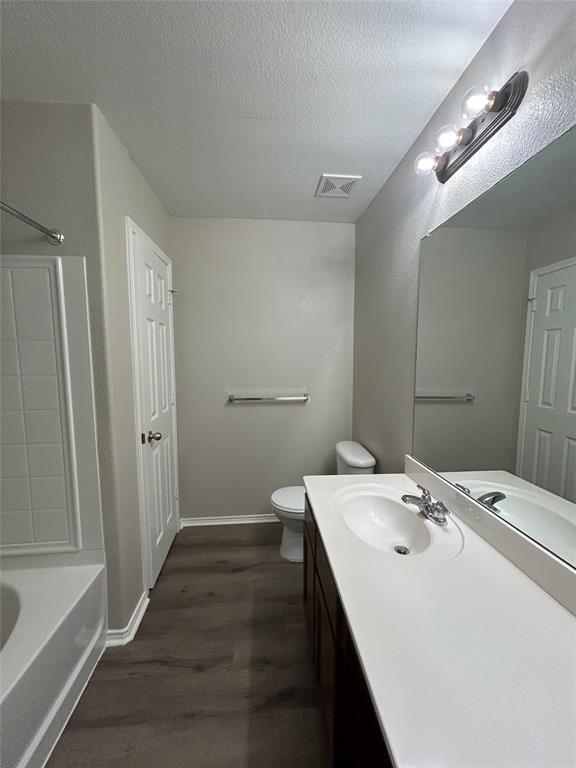 Parks At Boat Club The - Residential Lease