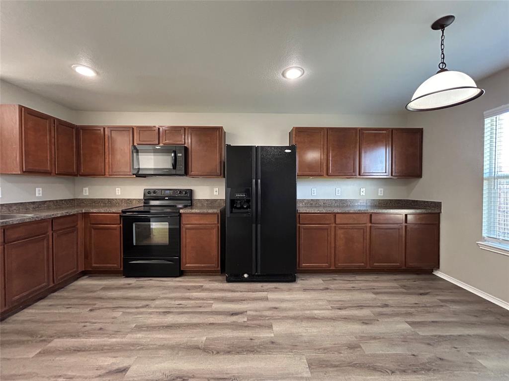 Parks At Boat Club The - Residential Lease