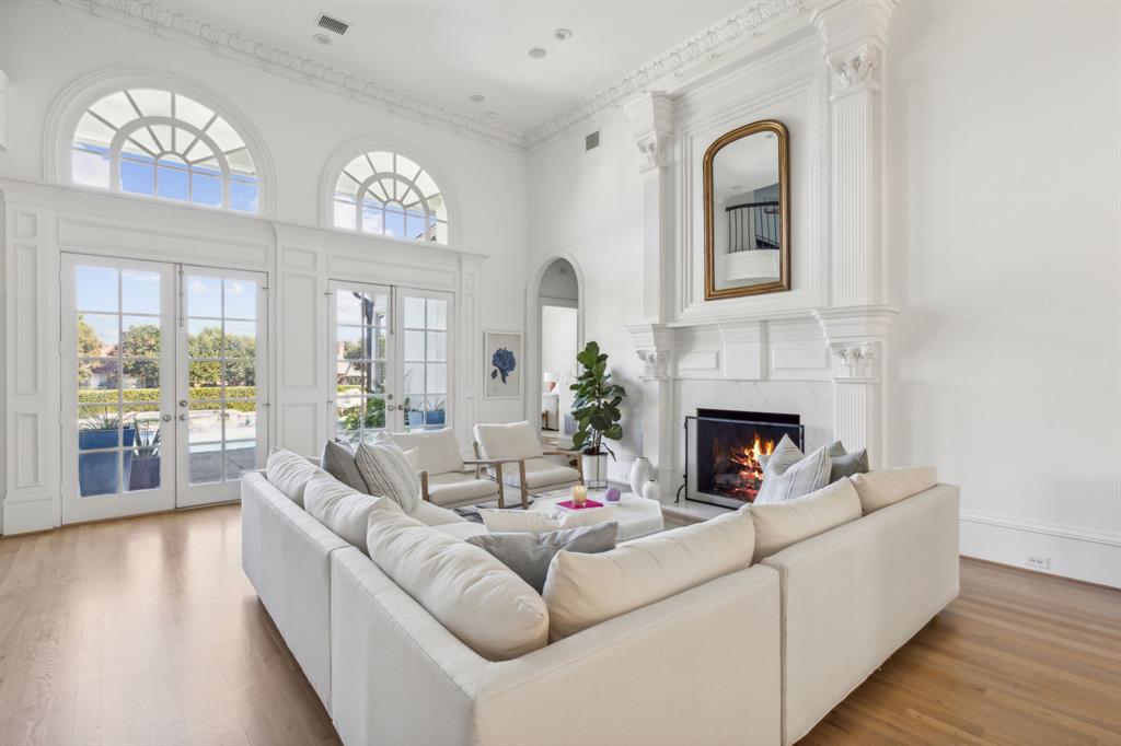 Meadows of Willow Bend - Residential