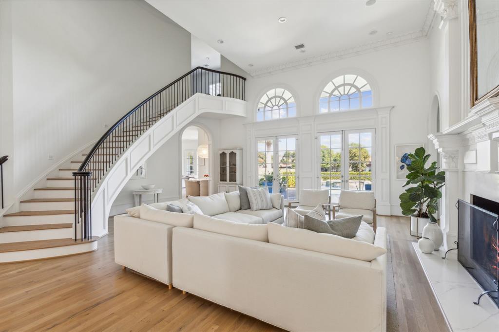 Meadows of Willow Bend - Residential