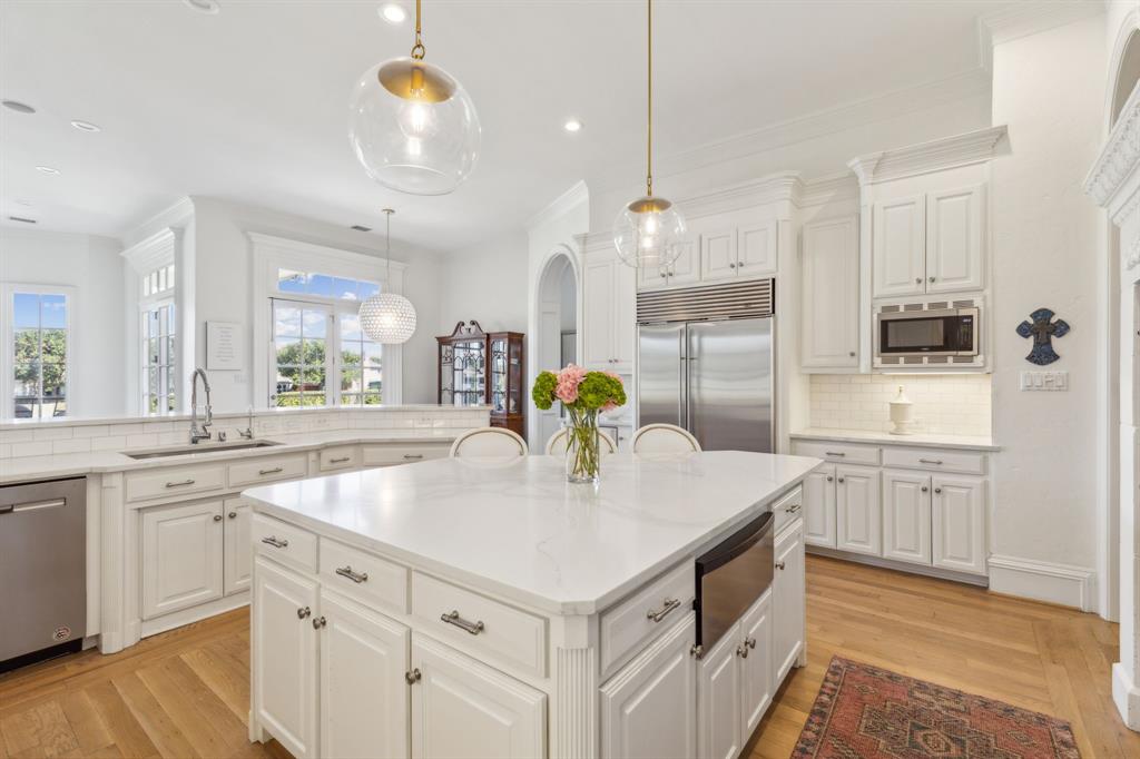 Meadows of Willow Bend - Residential