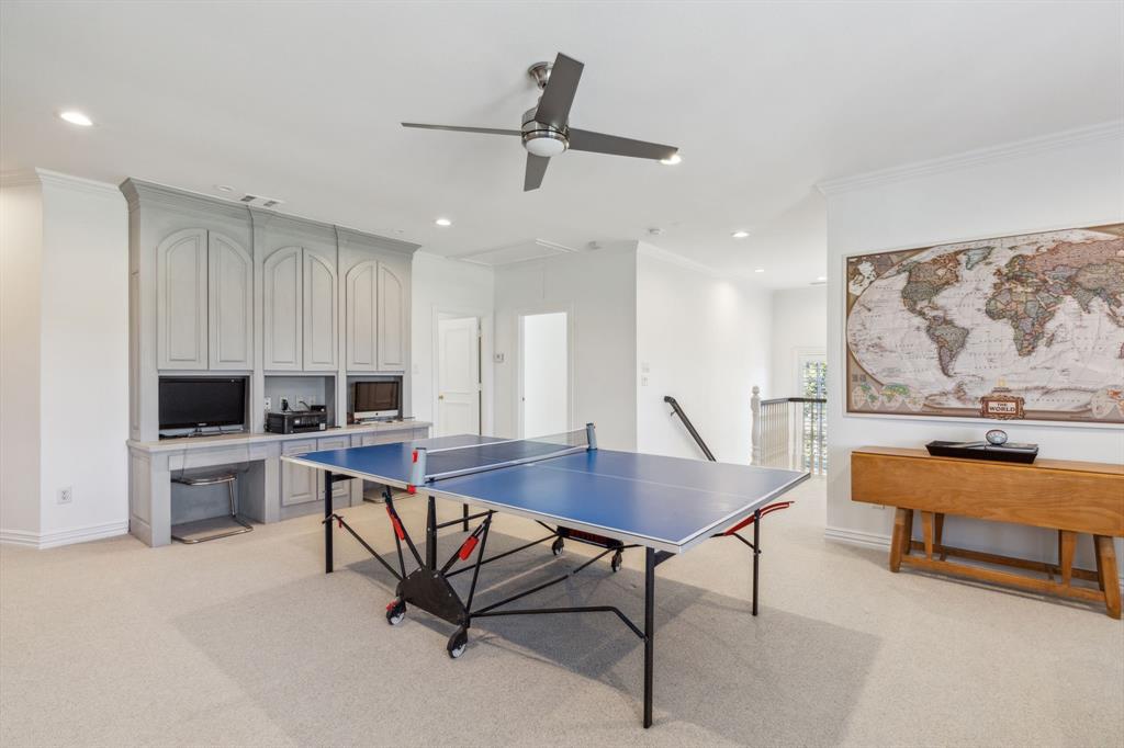 Meadows of Willow Bend - Residential