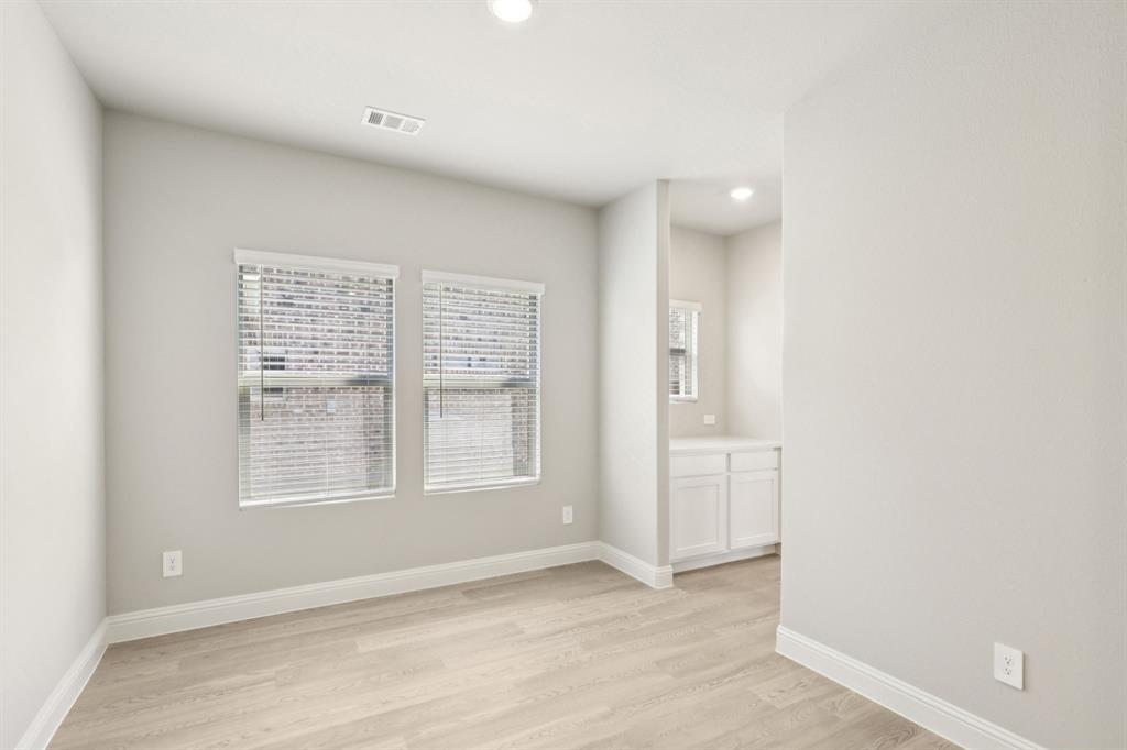 Lakehaven - Residential