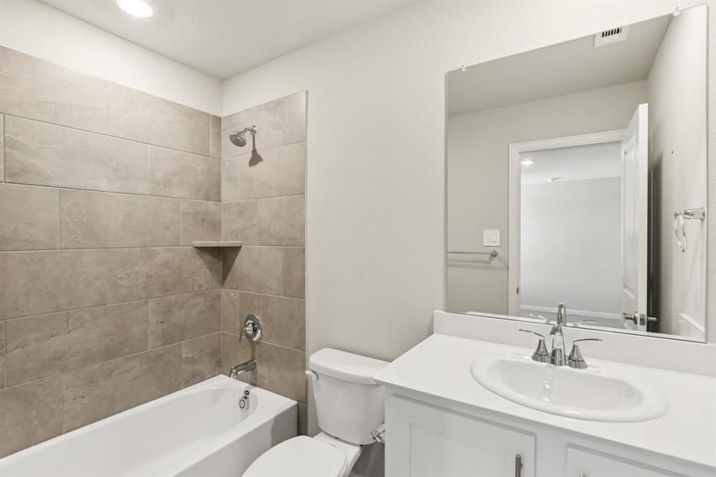 Lakehaven - Residential