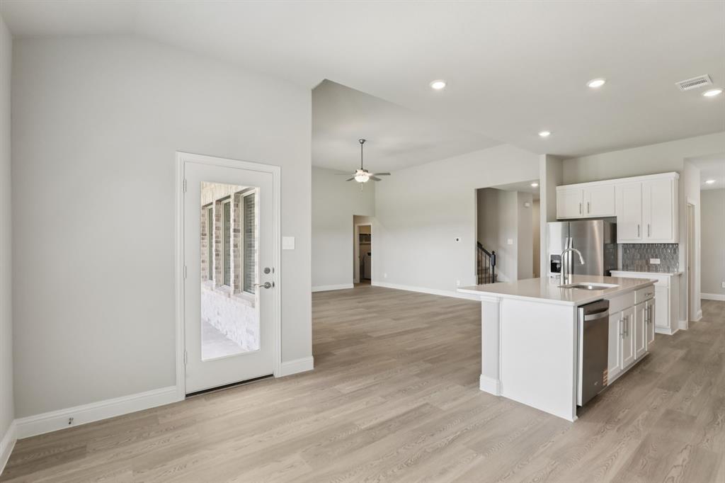 Lakehaven - Residential