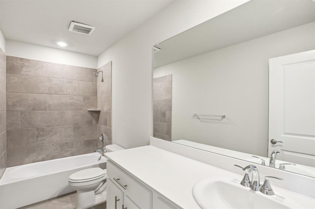 Lakehaven - Residential