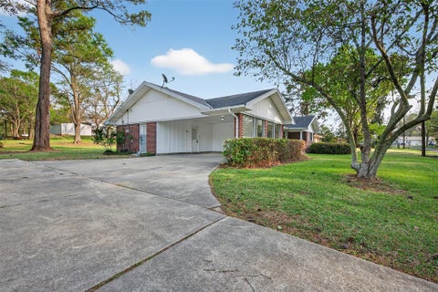 Tiny photo for 522 Lee Street, Mansfield, LA 71052 (MLS # 21396872)