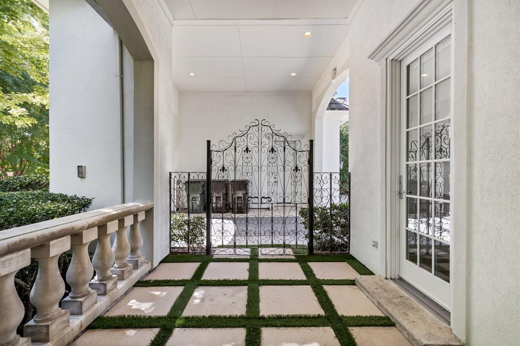 Willow Bend Place - Residential