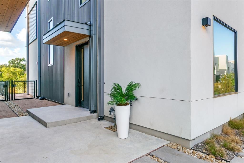 1111 Raiford Road 108