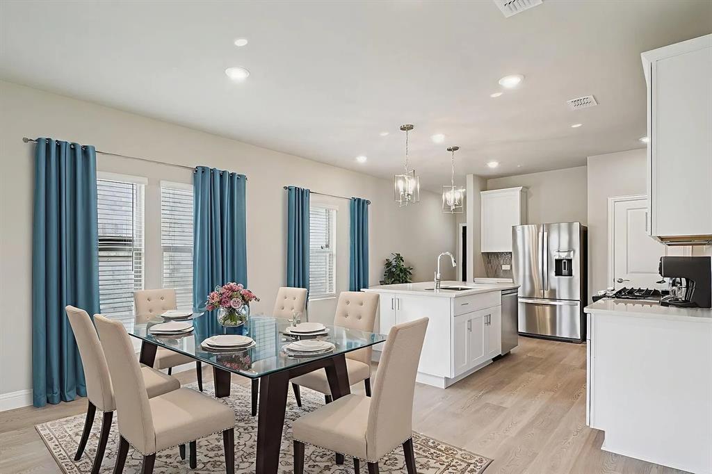 SIMPSON CROSSING PHASE 4 - Residential Lease