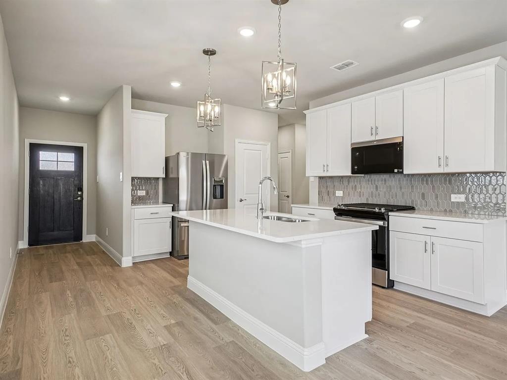 SIMPSON CROSSING PHASE 4 - Residential Lease