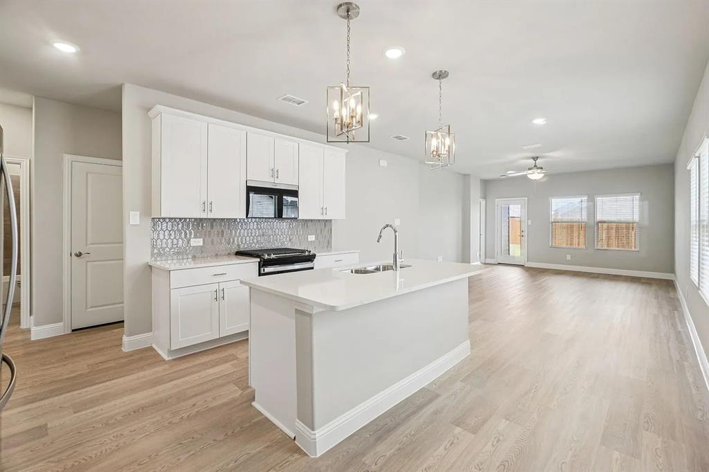 SIMPSON CROSSING PHASE 4 - Residential Lease