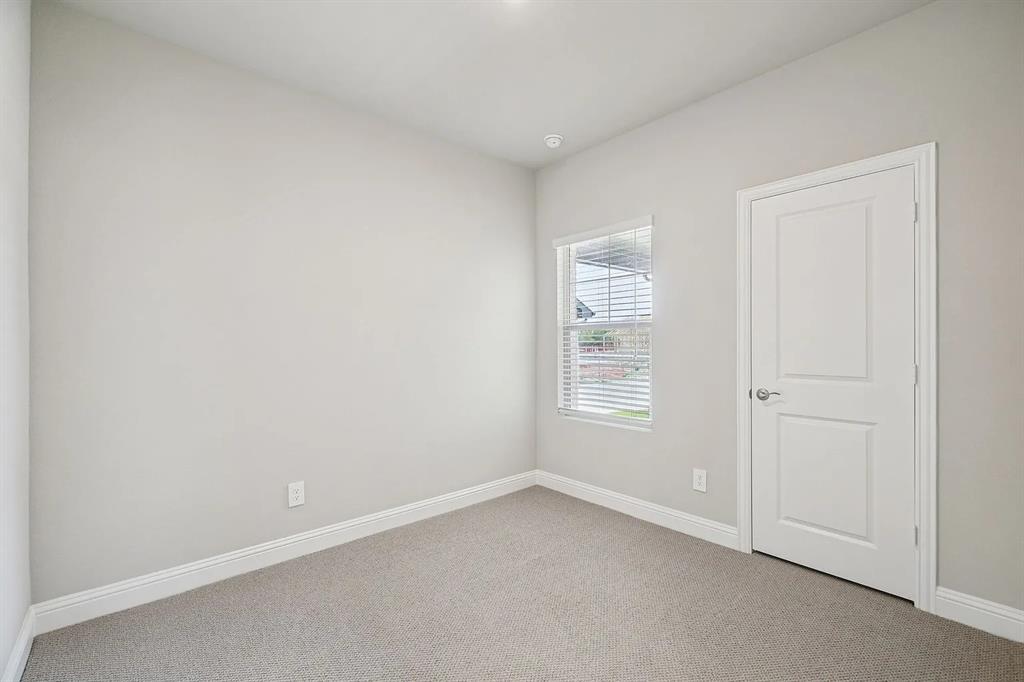 SIMPSON CROSSING PHASE 4 - Residential Lease