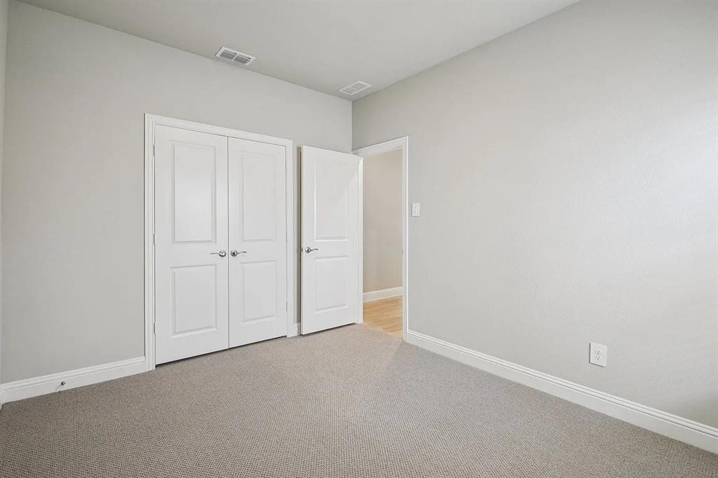 SIMPSON CROSSING PHASE 4 - Residential Lease