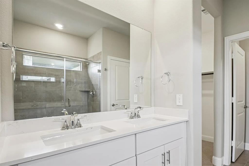 SIMPSON CROSSING PHASE 4 - Residential Lease