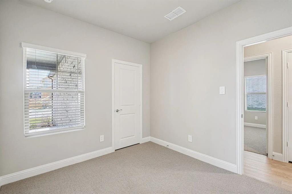 SIMPSON CROSSING PHASE 4 - Residential Lease