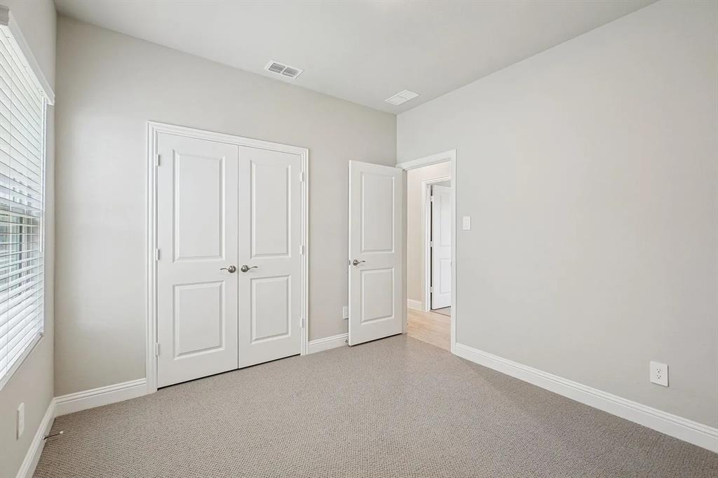 SIMPSON CROSSING PHASE 4 - Residential Lease