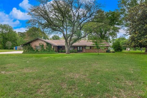 2564 Swan Lake Road Bossier City LA 71111