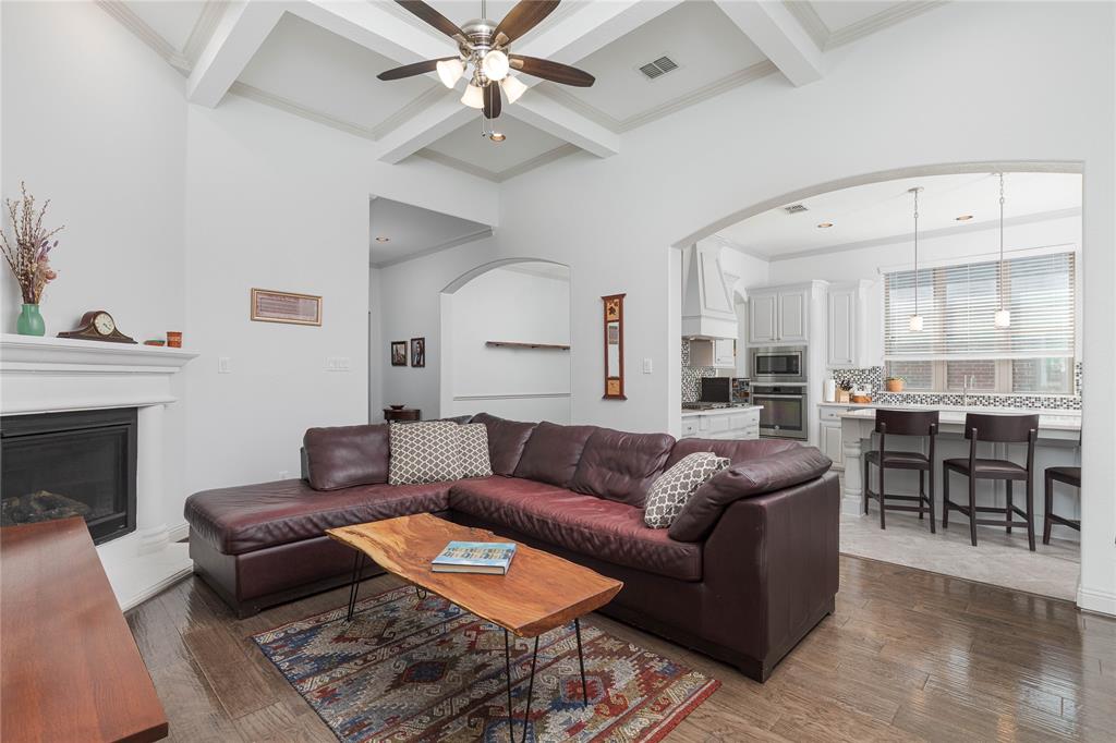 4020 Angelina Drive