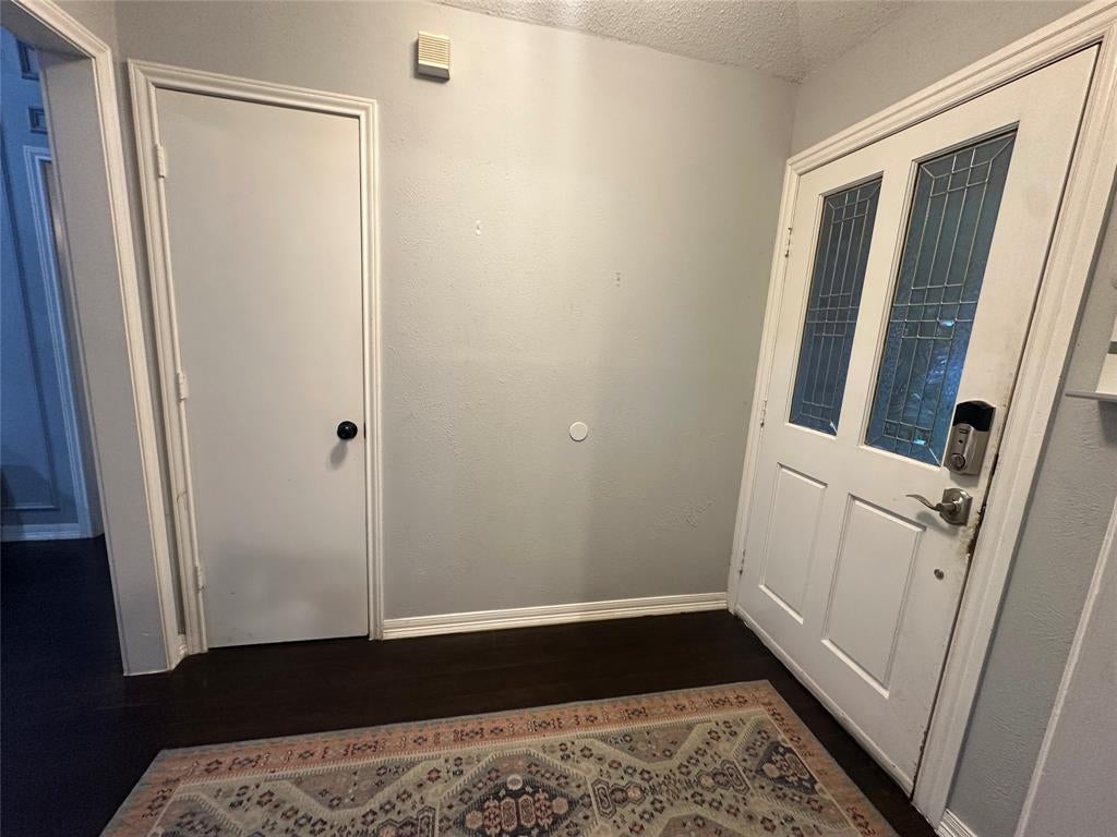 1714 Cornwall Lane