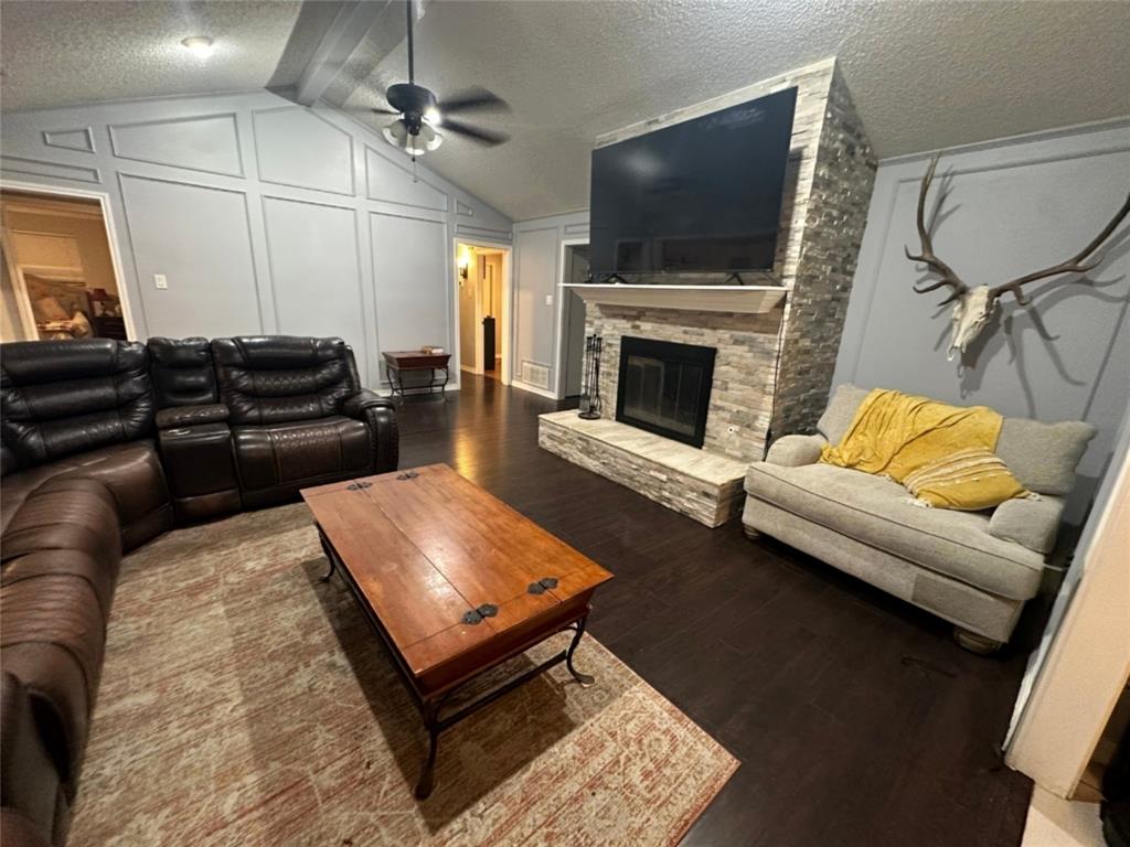 1714 Cornwall Lane
