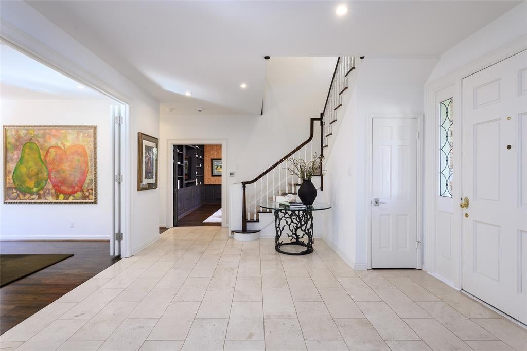 4651 Beverly Drive