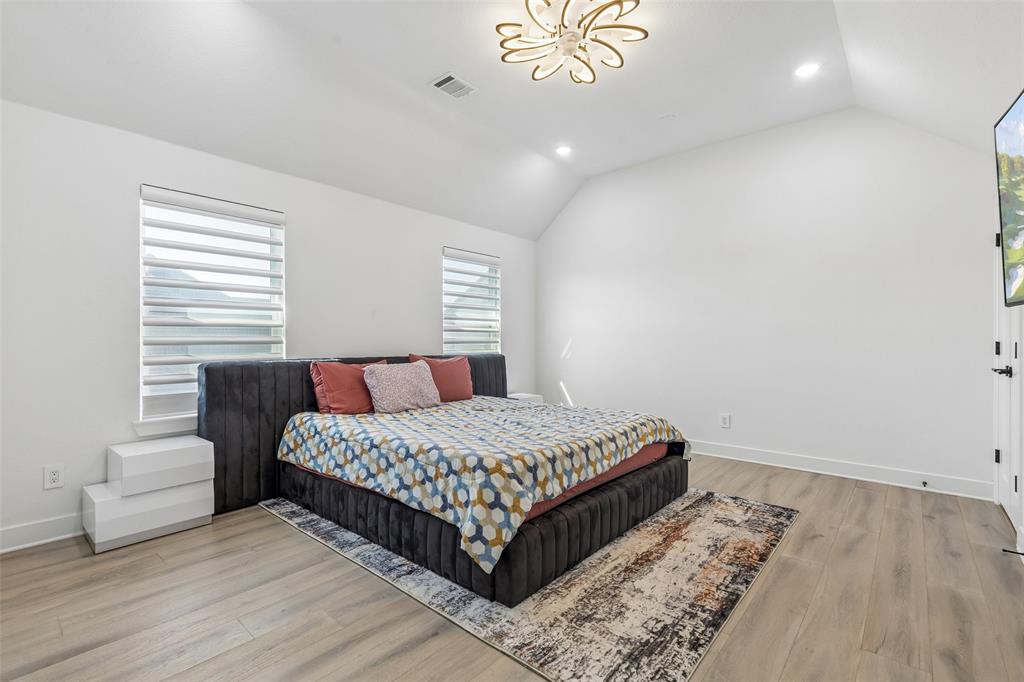 Star Trail Ph Nine - Residential